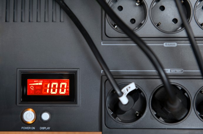 какой стабилизатор напряжения выбрать для квартиры какой стабилизатор напряжения выбрать для квартиры